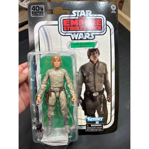 Star Wars 40th Anniversary Luke Skywalker Bespin Action Figure Kenner - Picture 6 of 6